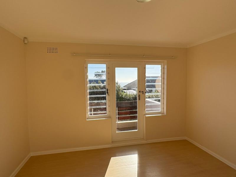 To Let 2 Bedroom Property for Rent in Simons Town Western Cape